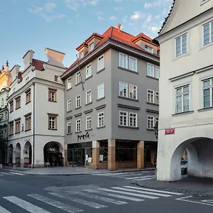 perla.praguehotelsweb.com/