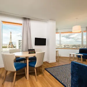 Adagio Centre Tour Eiffel Apart Otel Paris